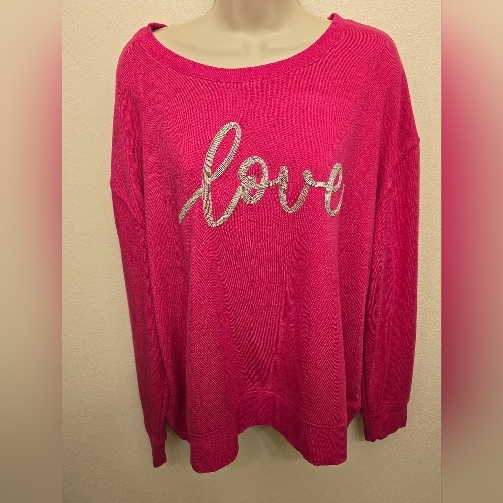 NWT Jane and Delaney Ladies Hot Pink Sweatshirt With "Love" Stitched